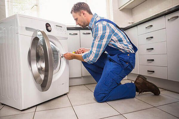 Sửa máy sấy quần áo tại nhà uy tín, giá tốt | Trung Tâm Điện Lạnh Sao Xanh